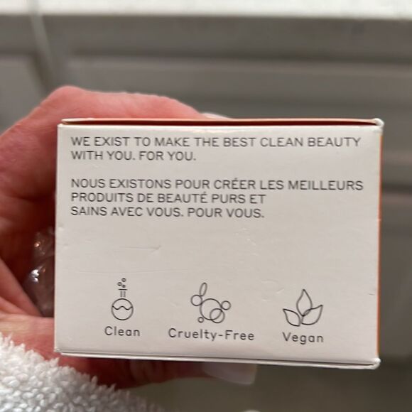 Volition Neroli Complete w Vitamin C & Vegan Collagen to plump brighten and firm - Picture 5 of 9